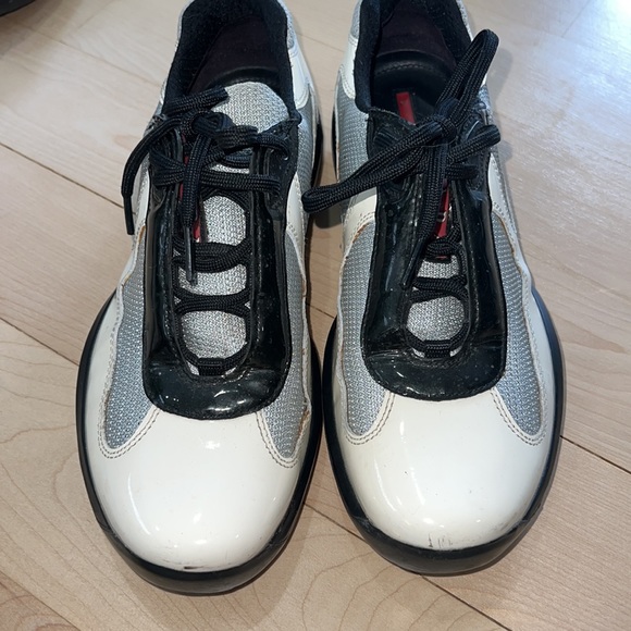 PRADA MENS SNEAKERS - Picture 2 of 6